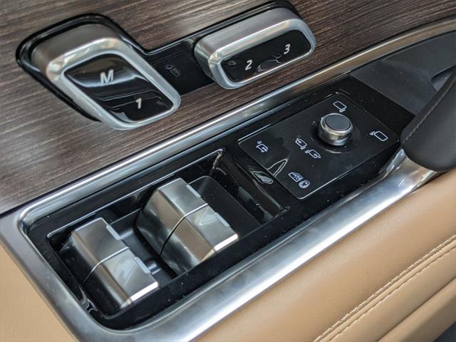 new 2025 Land Rover Range Rover car, priced at $131,510