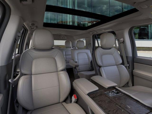 new 2024 Lincoln Navigator car, priced at $81,669