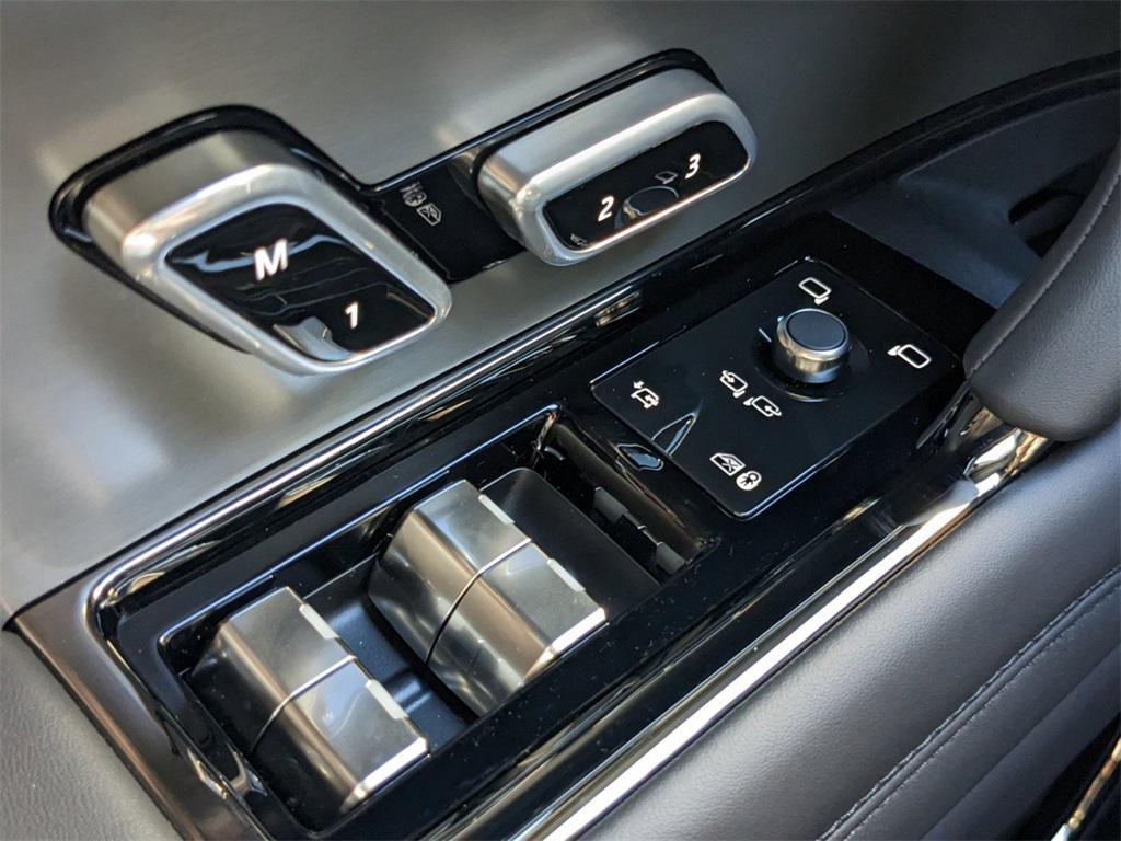 new 2025 Land Rover Range Rover Sport car, priced at $103,120