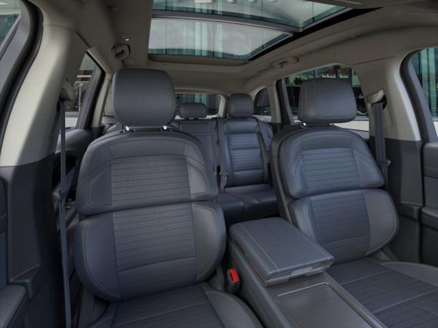 new 2025 Lincoln Nautilus car, priced at $62,450