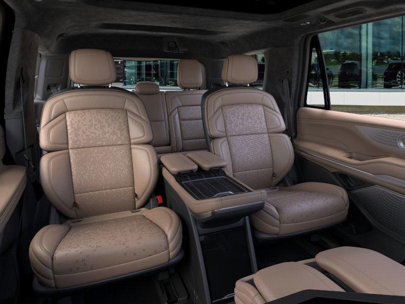 new 2025 Lincoln Navigator car, priced at $117,835