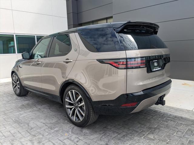 new 2024 Land Rover Discovery car, priced at $79,708