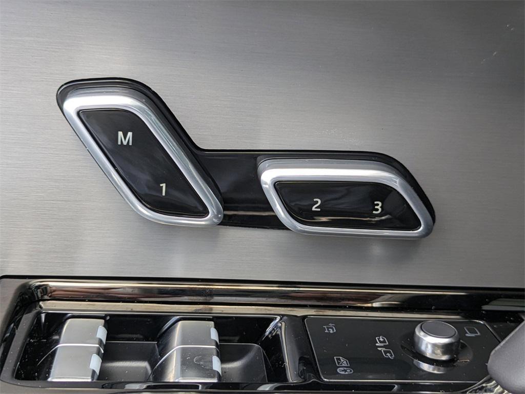 new 2025 Land Rover Range Rover Sport car, priced at $104,170