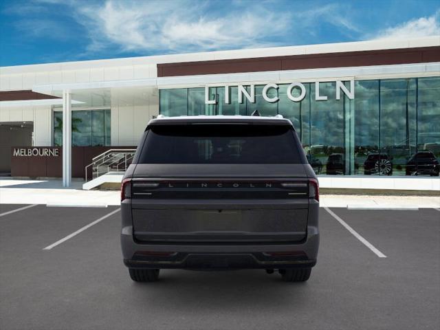 new 2025 Lincoln Navigator car, priced at $125,035