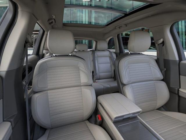 new 2025 Lincoln Nautilus car, priced at $63,514