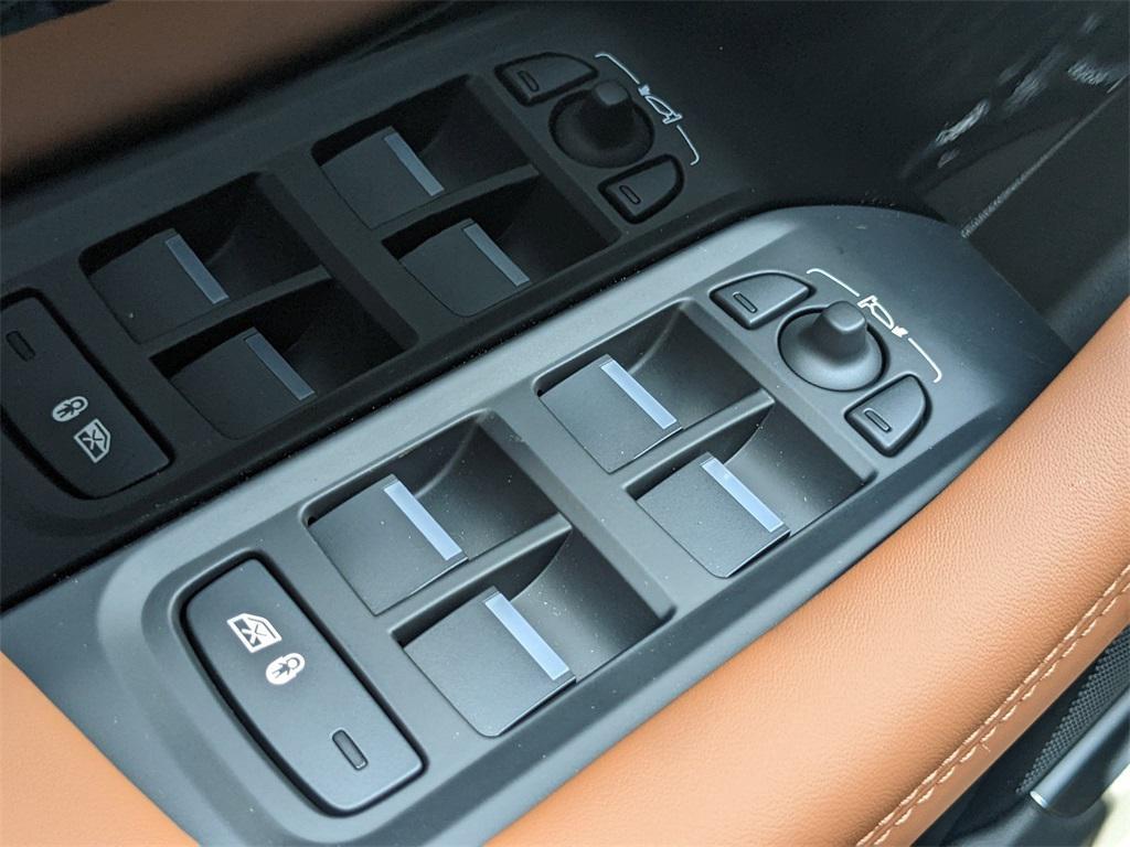 new 2024 Jaguar I-PACE car, priced at $58,118