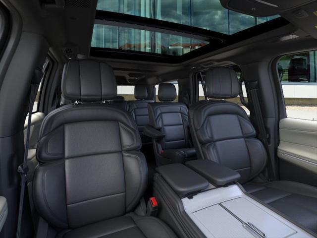 new 2025 Lincoln Navigator car, priced at $108,225