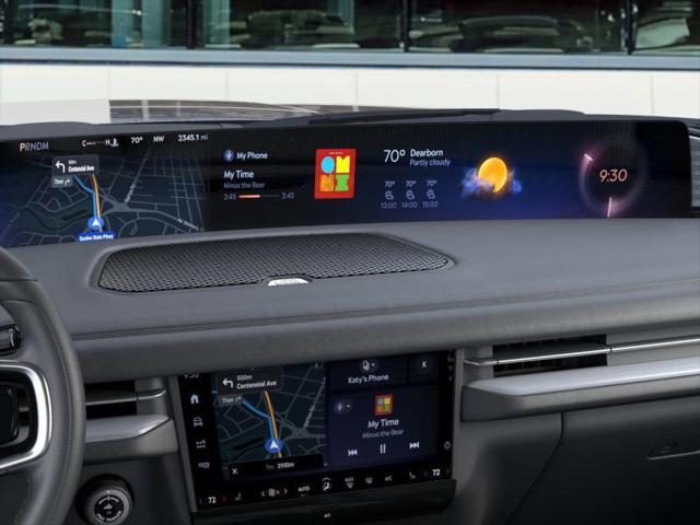 new 2025 Lincoln Navigator car, priced at $108,225