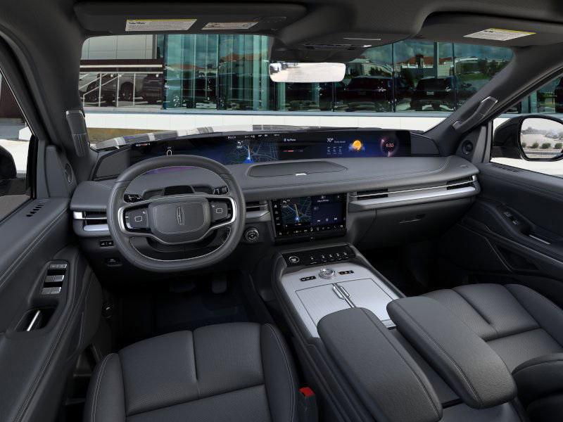 new 2025 Lincoln Navigator car, priced at $106,061