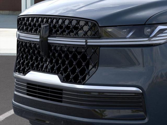 new 2025 Lincoln Navigator car, priced at $109,795