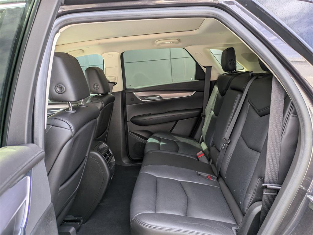used 2017 Cadillac XT5 car, priced at $16,777