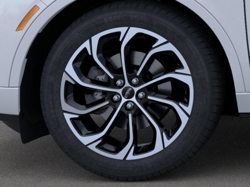 new 2025 Lincoln Nautilus car, priced at $66,154