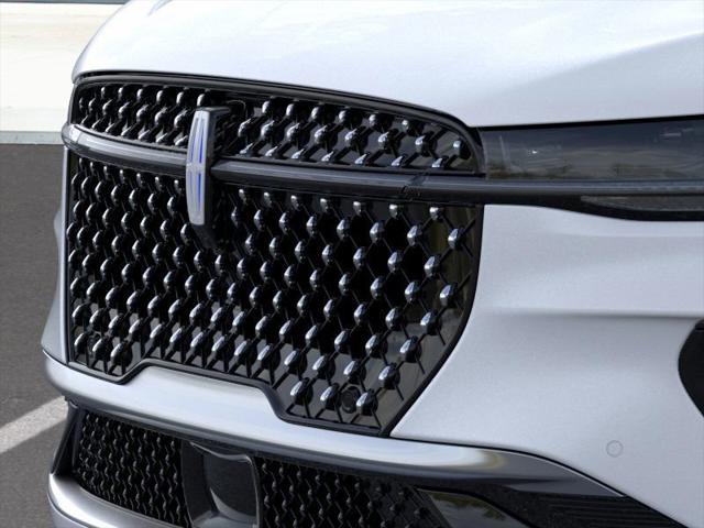 new 2025 Lincoln Nautilus car, priced at $66,154