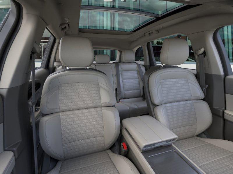 new 2025 Lincoln Nautilus car, priced at $66,154