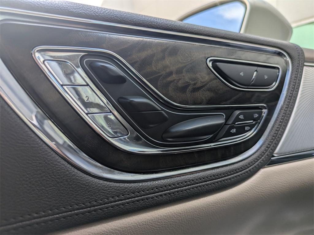 used 2017 Lincoln Continental car, priced at $17,977