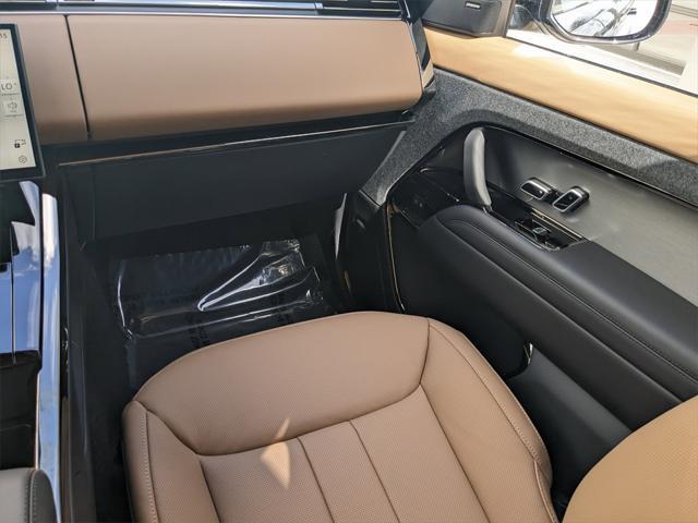 new 2025 Land Rover Range Rover Sport car, priced at $102,200