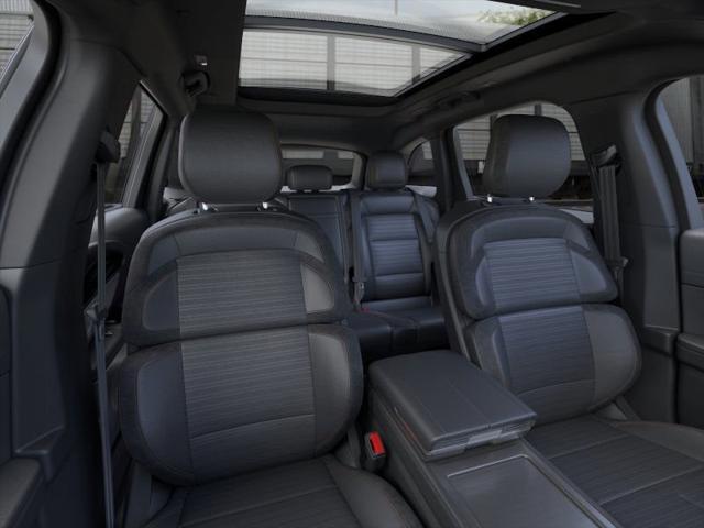 new 2025 Lincoln Nautilus car, priced at $68,112