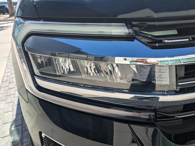 used 2023 Ford Expedition car, priced at $50,977