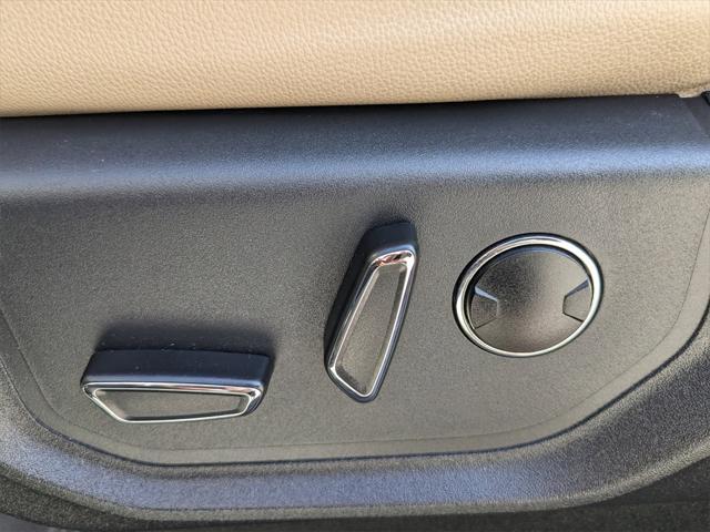 used 2023 Ford Expedition car, priced at $50,977
