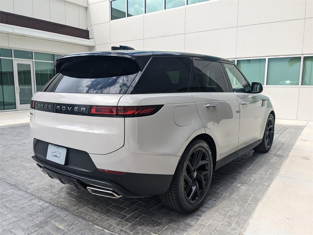 new 2025 Land Rover Range Rover Sport car, priced at $90,865