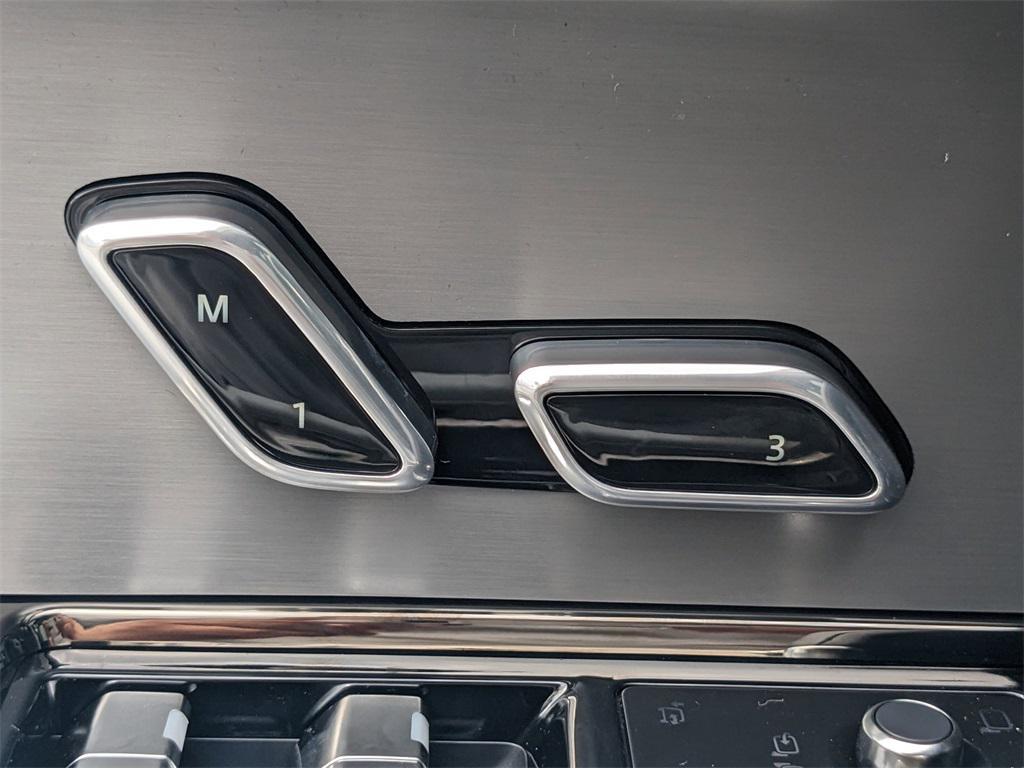 new 2025 Land Rover Range Rover Sport car, priced at $90,865
