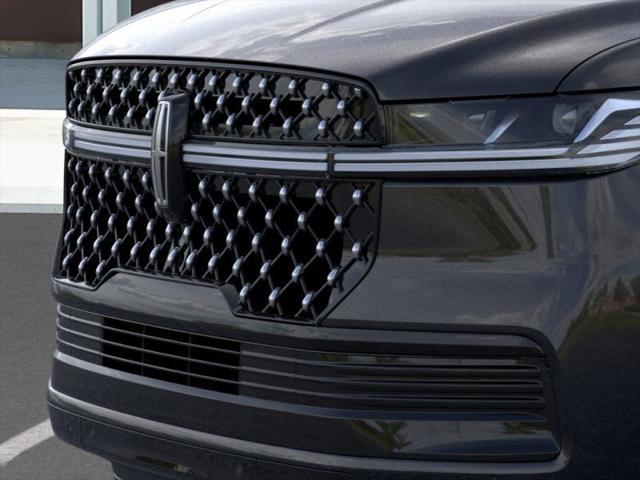 new 2025 Lincoln Navigator car, priced at $119,335