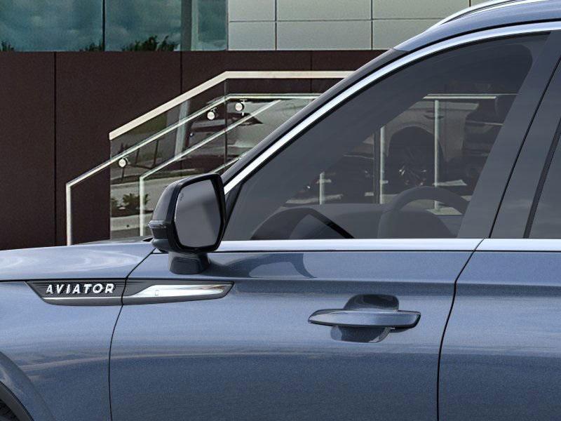 new 2025 Lincoln Aviator car, priced at $63,676