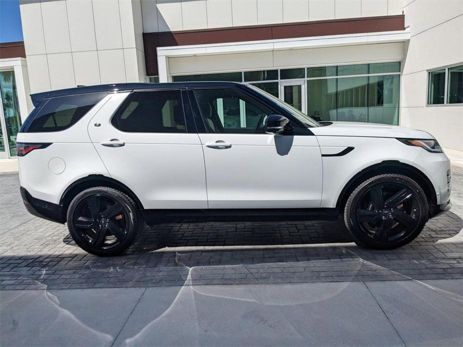 new 2024 Land Rover Discovery car, priced at $87,117