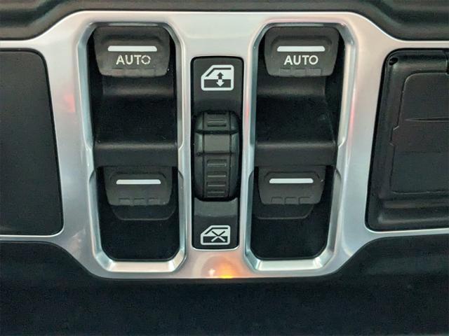used 2018 Jeep Wrangler Unlimited car, priced at $24,977
