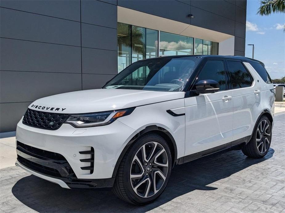 new 2024 Land Rover Discovery car, priced at $72,368