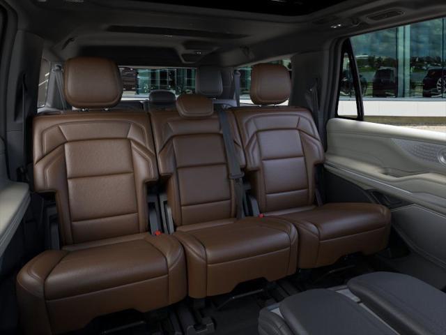 new 2025 Lincoln Navigator car, priced at $109,465