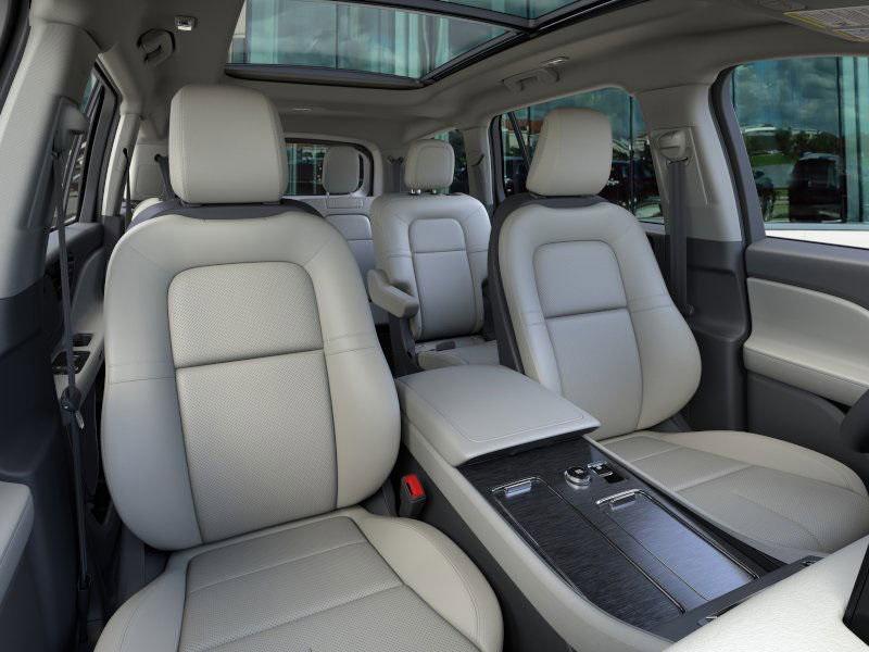 new 2025 Lincoln Aviator car, priced at $65,111
