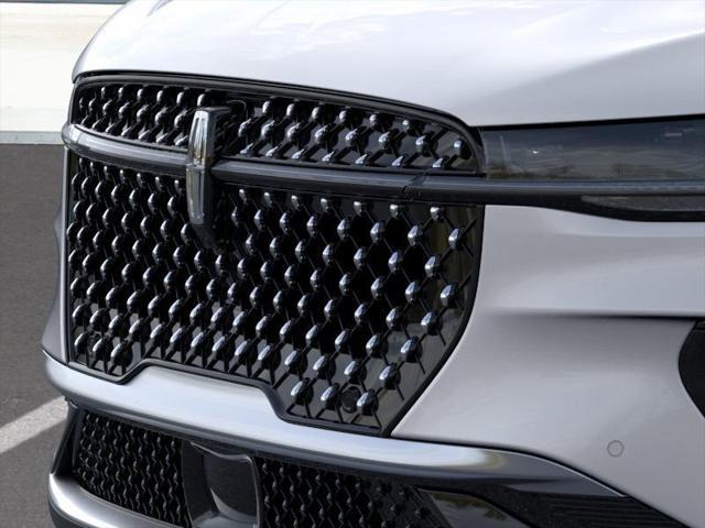 new 2025 Lincoln Nautilus car, priced at $57,427