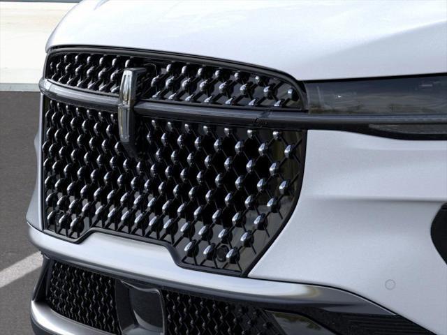 new 2025 Lincoln Nautilus car, priced at $57,278