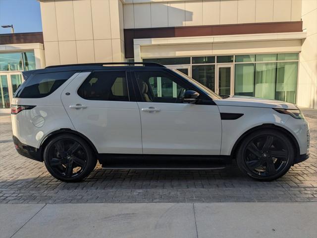 new 2025 Land Rover Discovery car, priced at $80,525