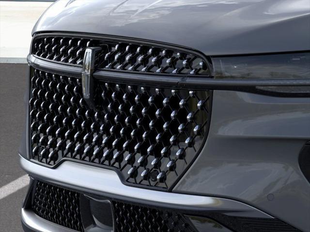 new 2025 Lincoln Nautilus car, priced at $53,064