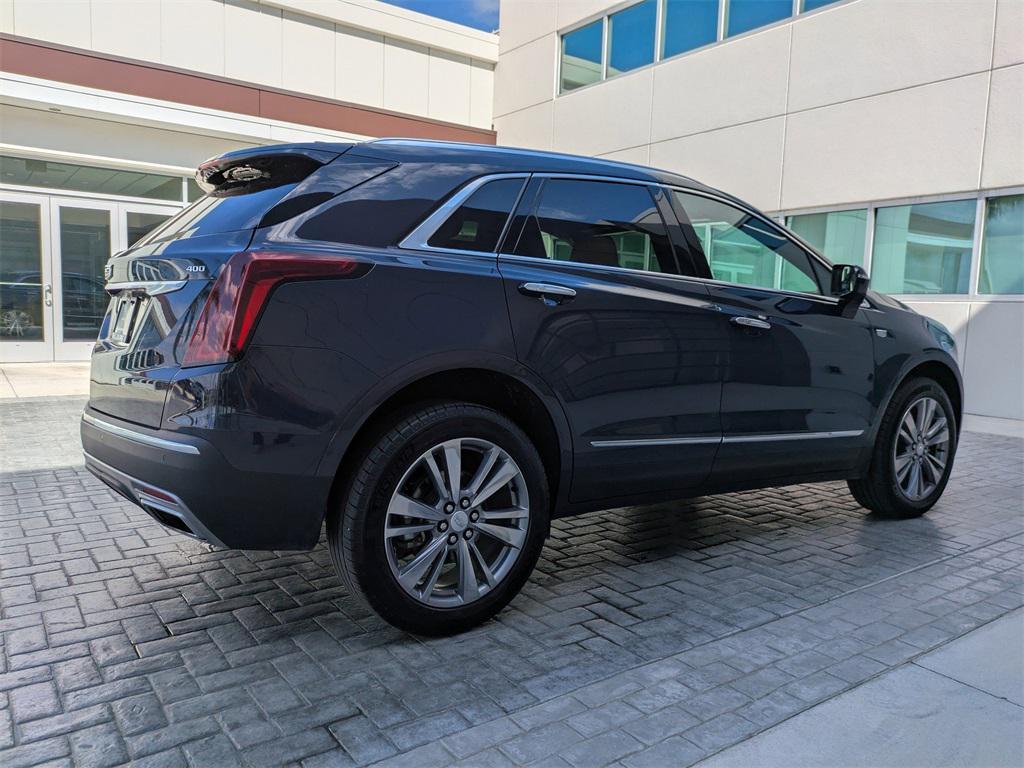 used 2025 Cadillac XT5 car, priced at $40,777