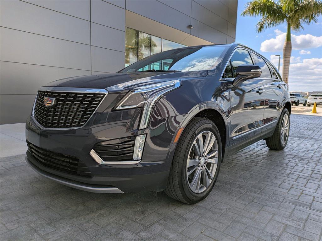 used 2025 Cadillac XT5 car, priced at $40,777