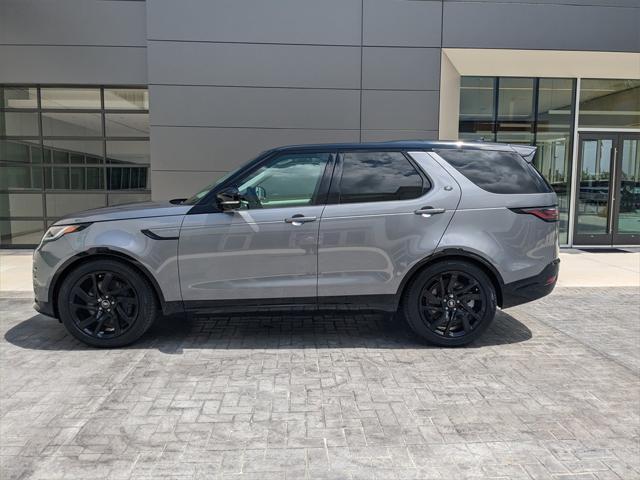 new 2025 Land Rover Discovery car, priced at $78,403