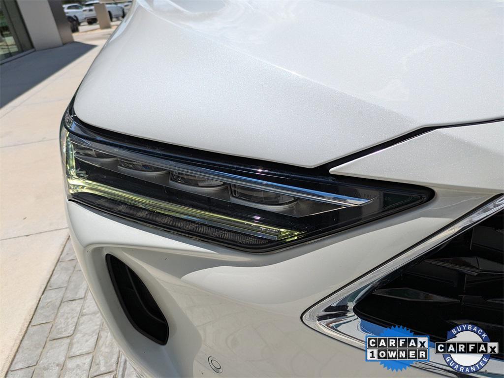 used 2022 Acura MDX car, priced at $32,577