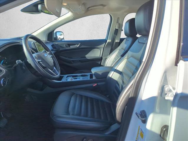 used 2024 Ford Edge car, priced at $25,300