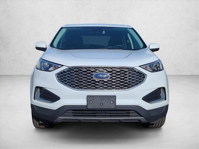 used 2024 Ford Edge car, priced at $25,300