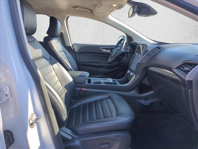 used 2024 Ford Edge car, priced at $25,300
