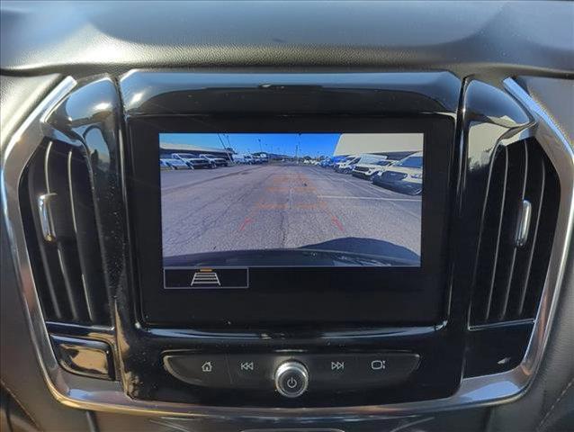 used 2021 Chevrolet Traverse car, priced at $21,000