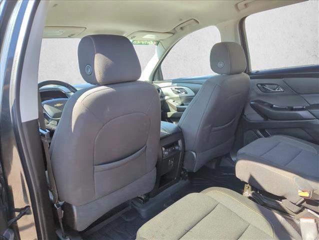 used 2021 Chevrolet Traverse car, priced at $21,000