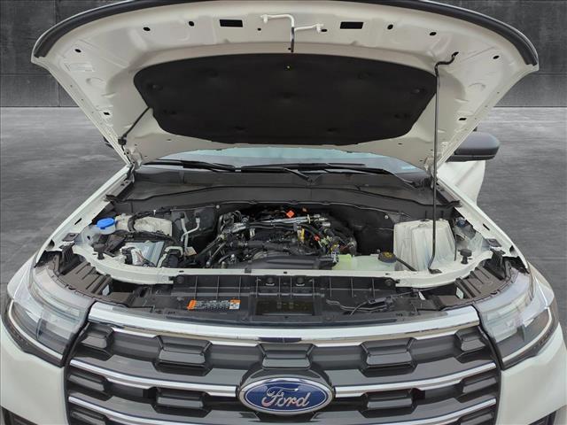 new 2025 Ford Explorer car, priced at $39,711