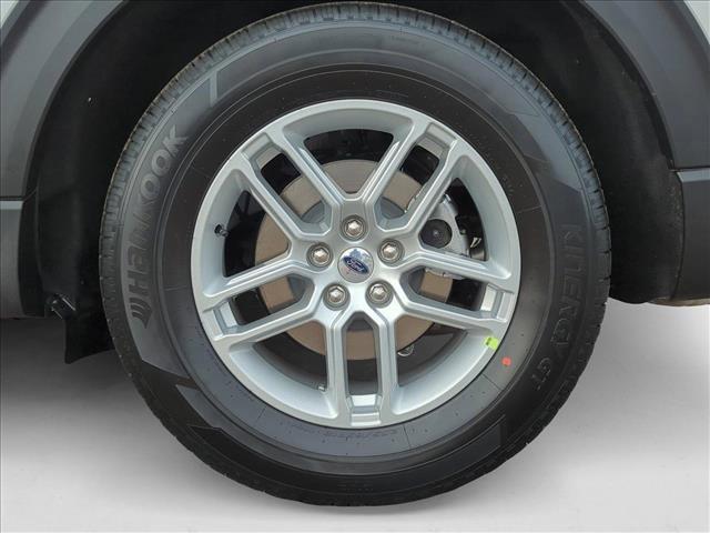 new 2025 Ford Explorer car, priced at $38,922