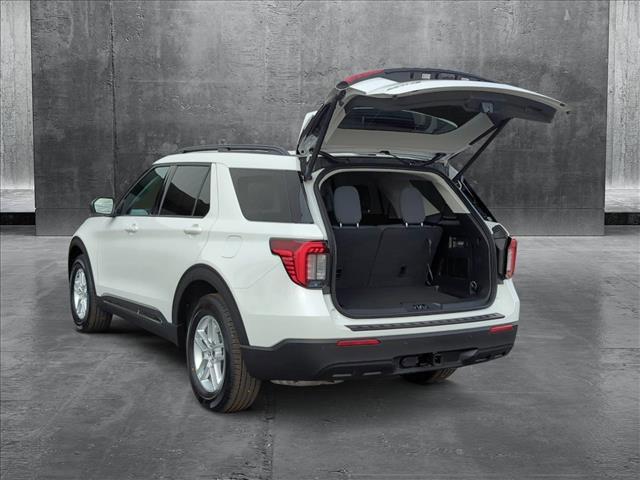 new 2025 Ford Explorer car, priced at $39,711