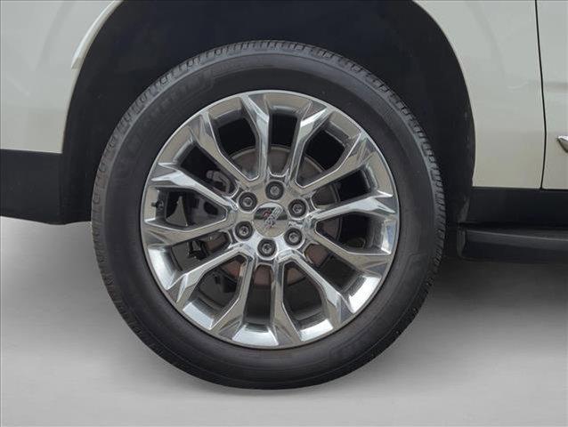 used 2023 GMC Yukon XL car, priced at $46,700