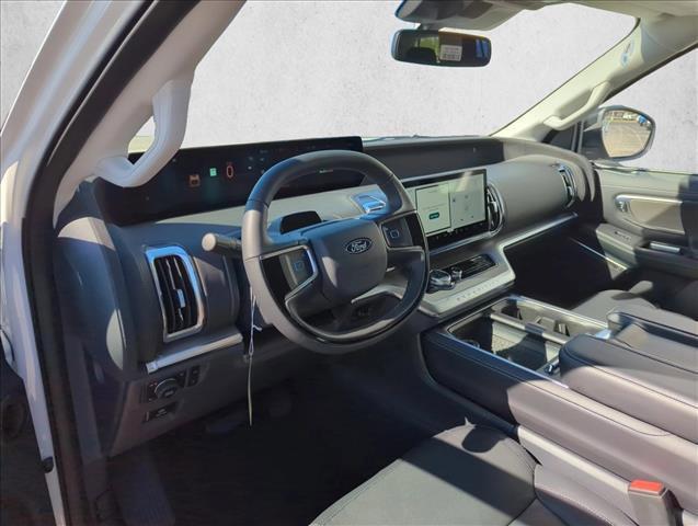 new 2025 Ford Expedition car, priced at $81,345